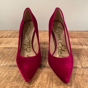 Sam Edelman, Neon Pink Velvet Pumps - Size 5.5